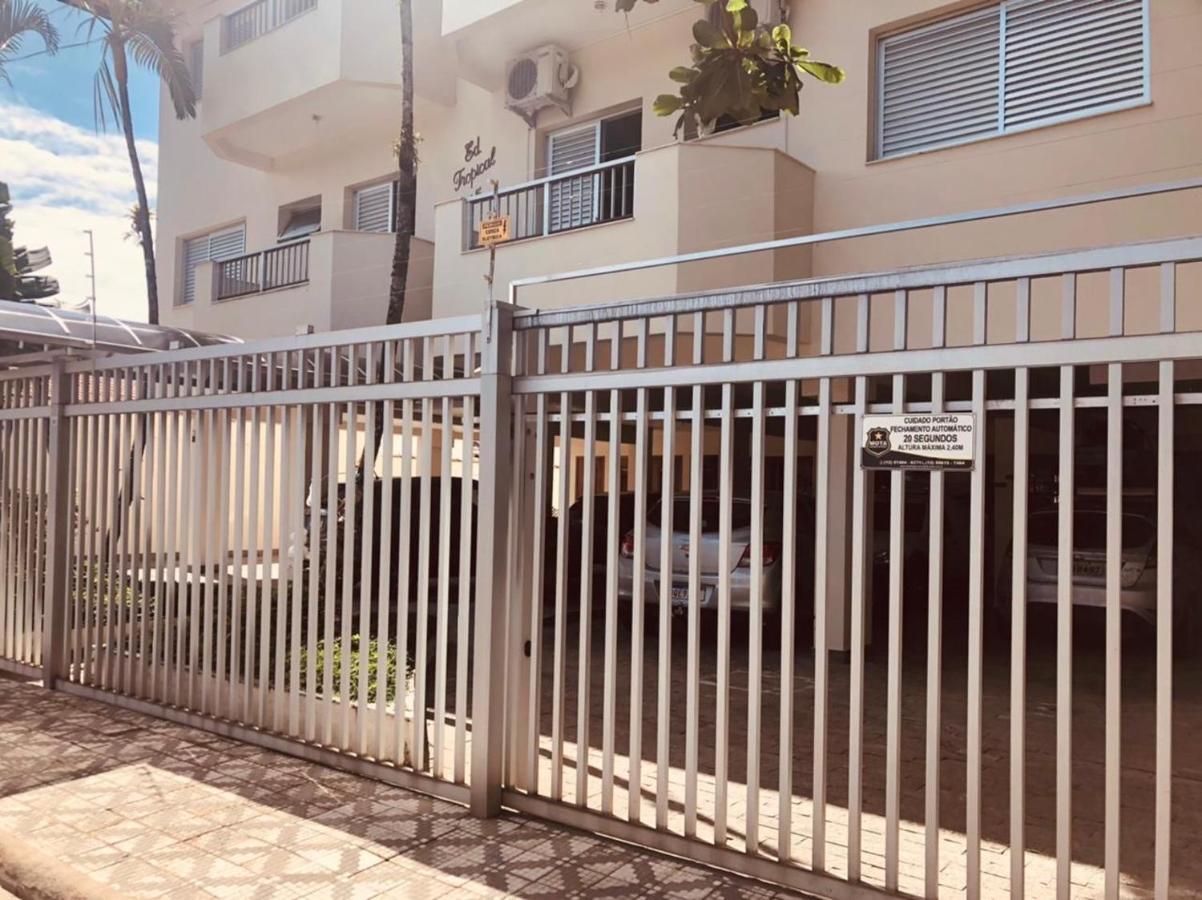 Apartamento Com 3 Quartos Em Itagua 우바투바 외부 사진